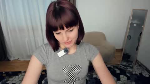 Snapshot of grl_in_power chatting on December 15, 2025, 10:30 am Sara online show from December 15, 2025, 10:30 am