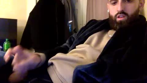 grobs123 online show from December 4, 2025, 1:48 am