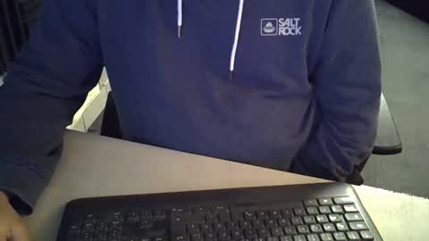 Grooce online show from May 19, 2026, 9:32 pm