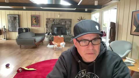 Snapshot of groovycouvie chatting on February 9, 2025, 10:43 pm groovycouvie online show from February 9, 2025, 10:43 pm