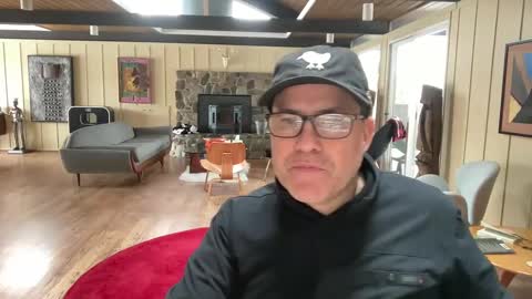 Snapshot of groovycouvie chatting on February 15, 2025, 9:26 pm groovycouvie online show from February 15, 2025, 9:26 pm