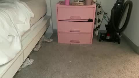 grrlgod online show from January 20, 2025, 2:32 am