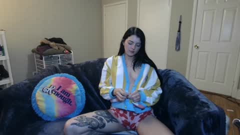 grumpytwo online show from December 23, 2024, 4:22 am