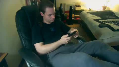 Snapshot of gsjw chatting on November 23, 2025, 7:57 pm Gizzy online show from November 23, 2025, 7:57 pm