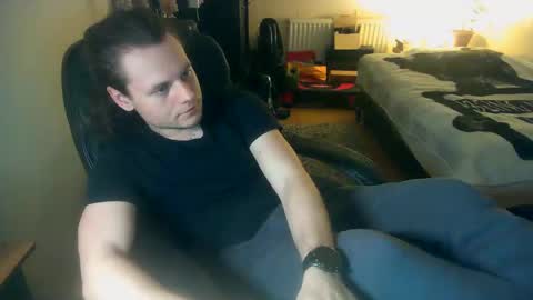 Snapshot of gsjw chatting on November 24, 2025, 5:45 pm Gizzy online show from November 24, 2025, 5:45 pm