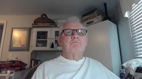 Horny Daddy online show from February 1, 2026, 2:37 pm