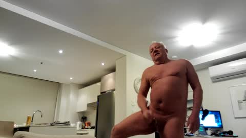 gstring_aussie_phil online show from June 28, 2026, 8:37 pm