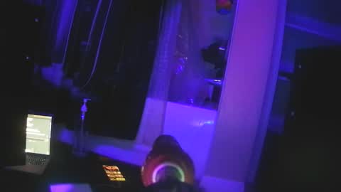 GSwaze online show from November 23, 2025, 6:46 am