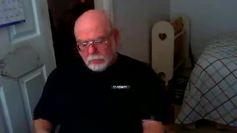 Snapshot of gtnolder60 chatting on January 25, 2025, 10:18 pm Gary online show from January 25, 2025, 10:18 pm