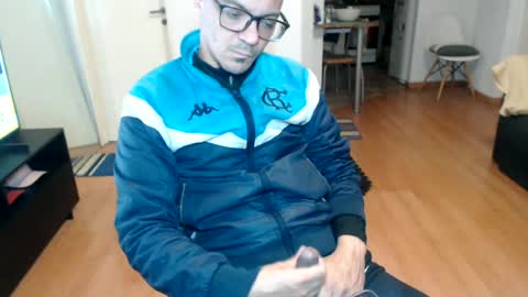 guachin_new online show from June 21, 2026, 11:07 pm