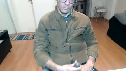 guachin_new online show from July 5, 2026, 4:19 am