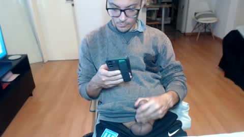 guachin_new online show from July 9, 2026, 10:36 pm