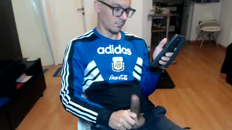guachin_new online show from July 18, 2026, 11:52 pm