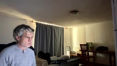 Snapshot of guardiannif_ chatting on February 7, 2025, 10:40 am guardiannif_ online show from February 7, 2025, 10:40 am