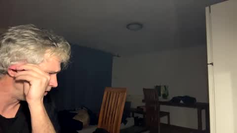 guardiannif_ online show from February 9, 2025, 11:15 pm