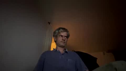 guardiannif_ online show from February 21, 2025, 2:06 am