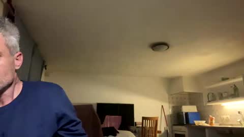 guardiannif_ online show from March 12, 2025, 9:56 pm