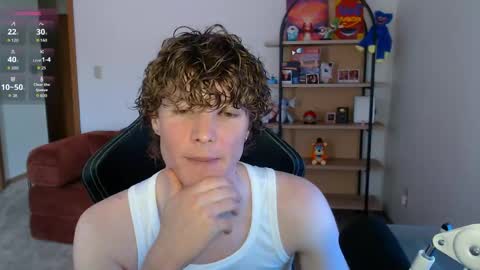 Snapshot of gucciboi4 chatting on June 7, 2026, 4:44 pm gucciboi4 online show from June 7, 2026, 4:44 pm