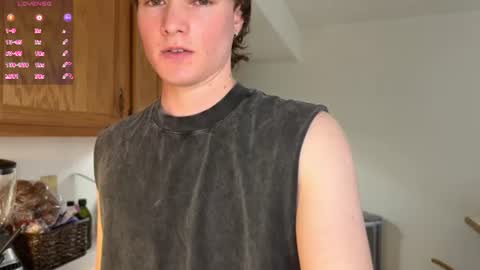 Snapshot of gucciboi4 chatting on August 8, 2026, 3:36 pm gucciboi4 online show from August 8, 2026, 3:36 pm