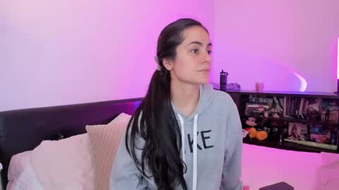 Elena online show from February 21, 2025, 7:54 pm