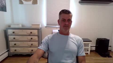 gudguy2025 online show from May 26, 2026, 2:13 pm