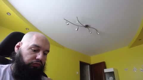 Snapshot of guessswho24 chatting on February 5, 2025, 7:18 am Ayan online show from February 5, 2025, 7:18 am