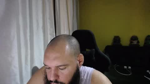 Snapshot of guessswho24 chatting on February 11, 2025, 4:01 am Ayan online show from February 11, 2025, 4:01 am