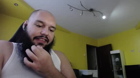 Snapshot of guessswho24 chatting on February 15, 2025, 5:51 am Ayan online show from February 15, 2025, 5:51 am