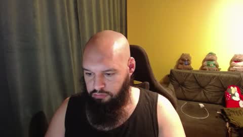 Snapshot of guessswho24 chatting on October 26, 2025, 8:04 pm Ayan online show from October 26, 2025, 8:04 pm