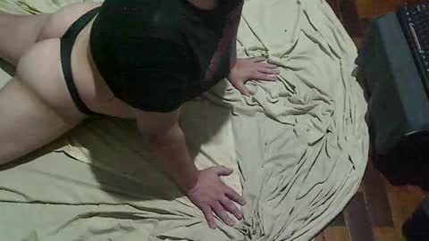 gugaboy2 online show from October 13, 2025, 4:23 am