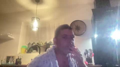 guil0 online show from March 18, 2026, 7:55 am