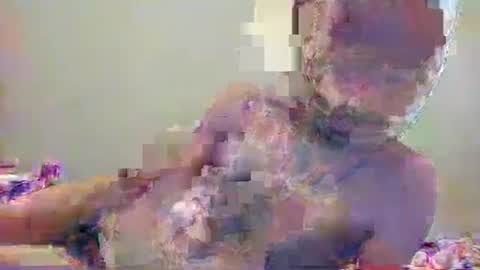 Snapshot of guil67728799 chatting on December 23, 2024, 8:25 pm guil67728799 online show from December 23, 2024, 8:25 pm