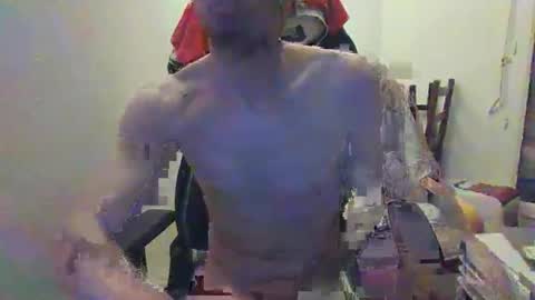 Snapshot of guil67728799 chatting on February 14, 2025, 8:37 pm guil67728799 online show from February 14, 2025, 8:37 pm