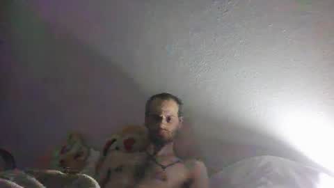 Snapshot of guil67728799 chatting on April 6, 2026, 12:19 am guil67728799 online show from April 6, 2026, 12:19 am