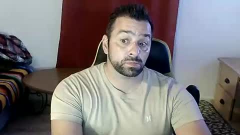 Snapshot of guillaume666286050 chatting on September 23, 2025, 8:50 am guillaume666286050 online show from September 23, 2025, 8:50 am