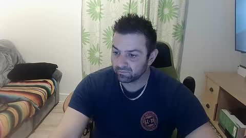Snapshot of guillaume666286050 chatting on January 9, 2026, 7:00 am guillaume666286050 online show from January 9, 2026, 7:00 am