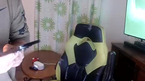 Snapshot of guillaume666286050 chatting on June 14, 2026, 6:37 am guillaume666286050 online show from June 14, 2026, 6:37 am