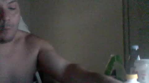 Snapshot of guiseppe11 chatting on June 18, 2026, 7:18 pm Guiseppe online show from June 18, 2026, 7:18 pm