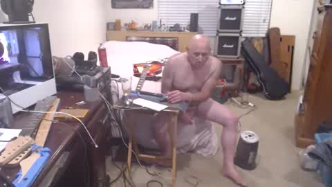 Mario online show from January 13, 2026, 1:16 pm