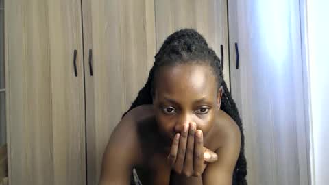 Miss Incredible online show from September 18, 2025, 11:23 am