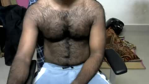 guru95497 online show from June 1, 2026, 11:39 pm