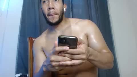 holl latino online show from January 16, 2026, 9:41 pm