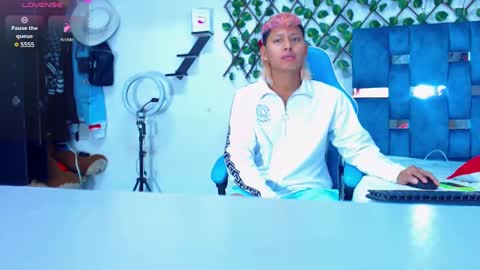 Hakim online show from January 18, 2025, 4:42 pm