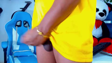 Hakim online show from October 18, 2025, 7:03 pm