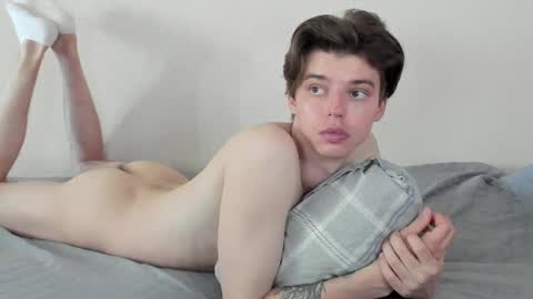 Snapshot of guy_liam1 chatting on June 13, 2026, 9:07 am guy_liam1 online show from June 13, 2026, 9:07 am