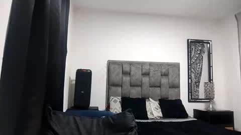 Snapshot of guykarim chatting on October 30, 2025, 2:57 am karim online show from October 30, 2025, 2:57 am