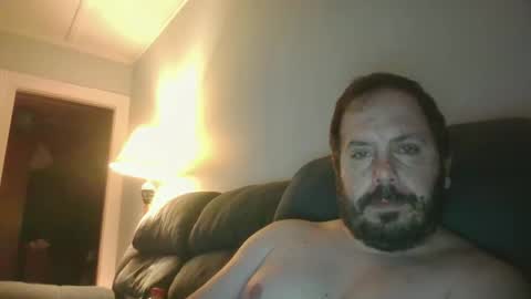 guynaked105 online show from April 4, 2026, 4:33 am