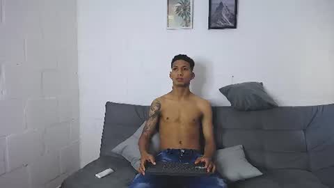 Snapshot of guys_black_hot chatting on July 14, 2026, 7:19 pm BLACK HOT online show from July 14, 2026, 7:19 pm