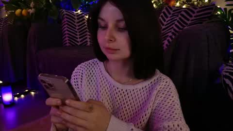 Snapshot of gwenhilton chatting on March 12, 2025, 8:41 am gwenhilton online show from March 12, 2025, 8:41 am