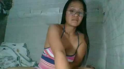 Snapshot of gwenn24 chatting on February 15, 2026, 9:19 am gwenn24 online show from February 15, 2026, 9:19 am